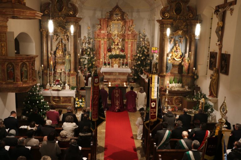 Grossansicht in neuem Fenster: Kirche St. Margareta, Günzlhofen