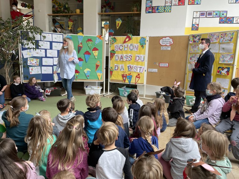 Frühlingsfest - Schulversammlung 01